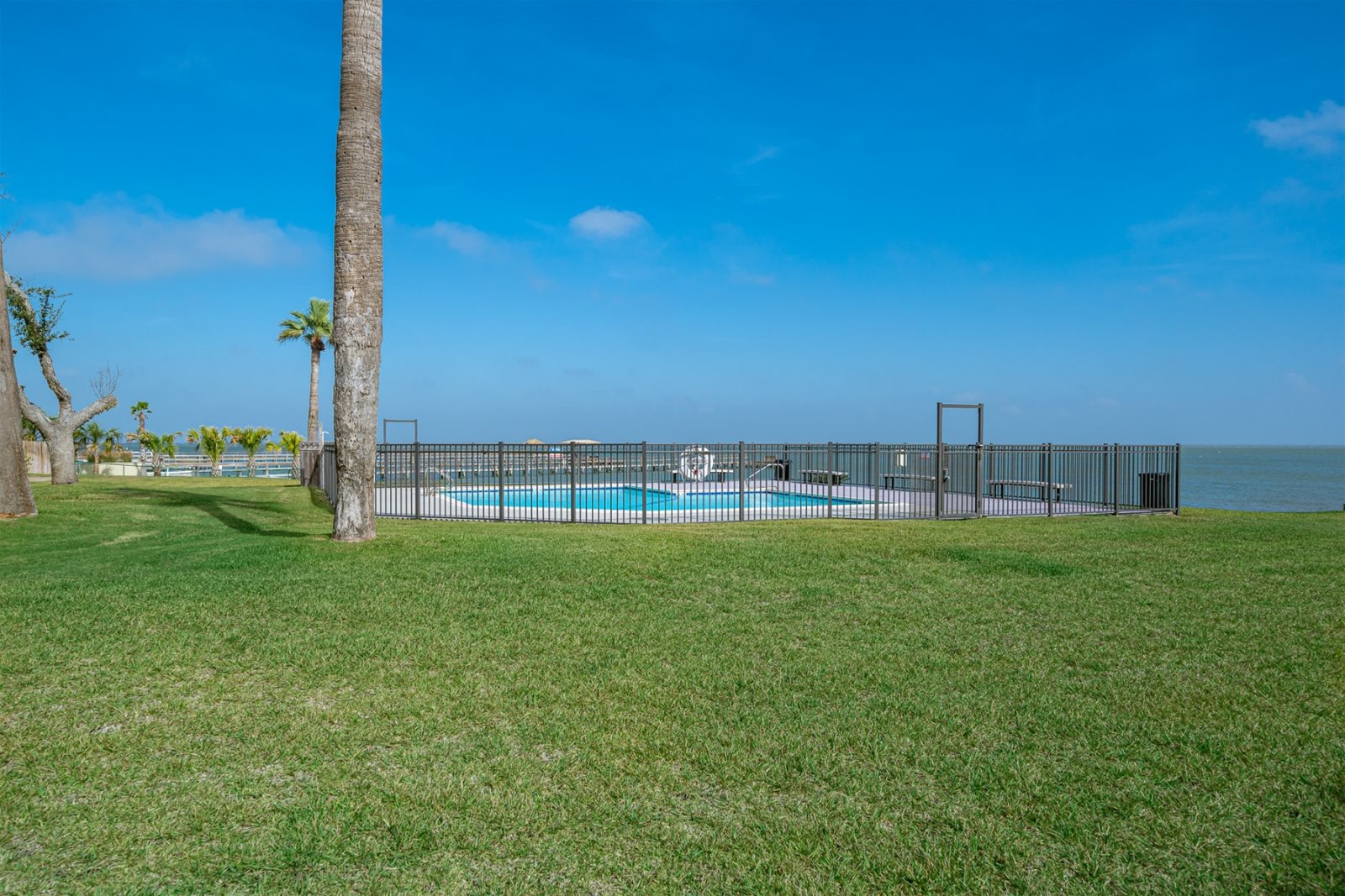 Allegro North Rockport Texas Bayfront Condo Bay Fishing Pet