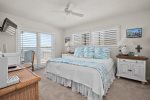 Bedroom 4 - King Bed