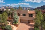 Calle Diamante is a newly listed 4 bedroom, 4 bathroom Sedona vacation home in the Casa Contenta complex 