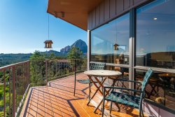 Two level Octagonal home in a great location! Manzanita - S043