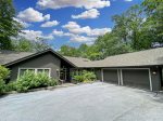 Falls Drive Cottage - Marvelous Home in the Highly Desired Highlands Falls Country Club Community