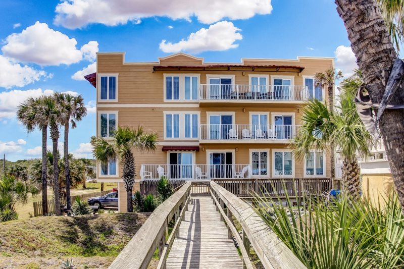 Amelia Island condo located on the beach and close to area attractions!