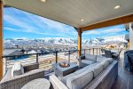 B210 - Mountain Modern Decor & Incredible Valley Views 