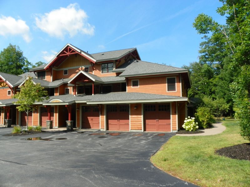 River View Deluxe Riverside Terrace Condo Lincoln New Hampshire