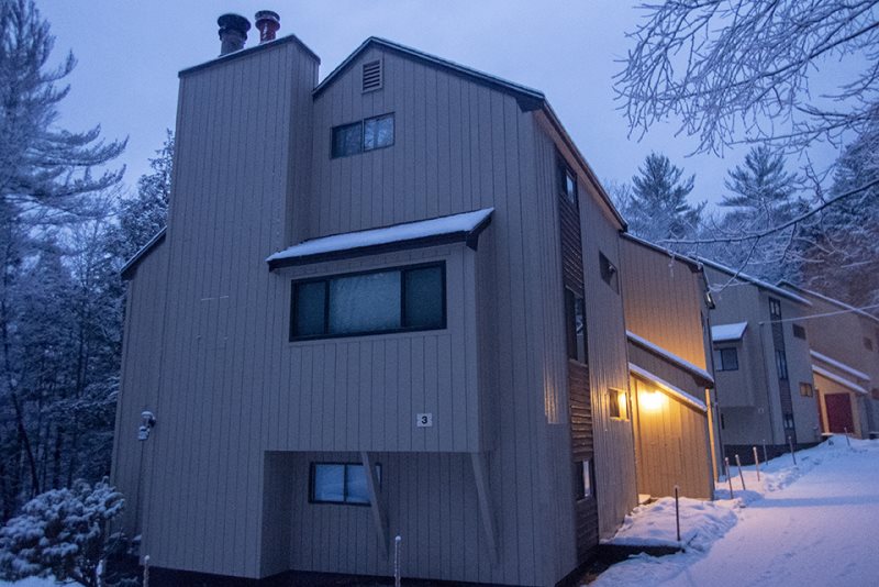 Just Listed Pet Friendly One Bedroom Condo In Waterville Estates