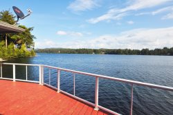 Sandy's Lakeside Dunes House - With New Jacuzzi 