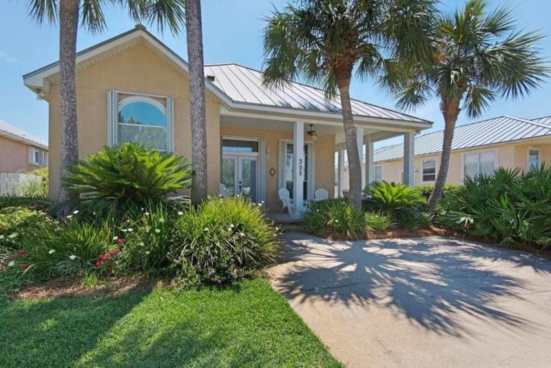 Coastline Condos Maravilla Destin Fl Barefoot Beachhouse