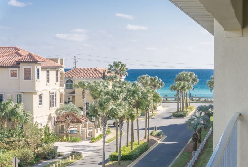 Coastline Condos Maravilla 1411 Bahama Breeze Pet Friendly Destin Fl Condo