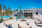 Iconic Architecture & Desirable Palm Springs Indoor/Outdoor Lifestyle