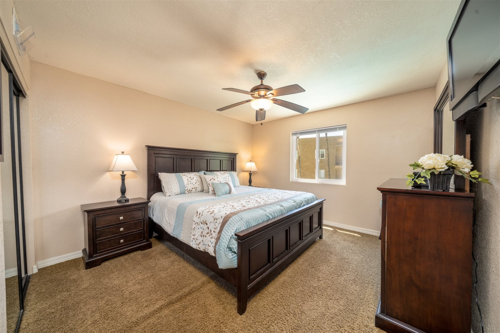 XANADU CONDO 2 BEDROOM 2 BATH CONDO PRIVATE POOL DOWNTOWN