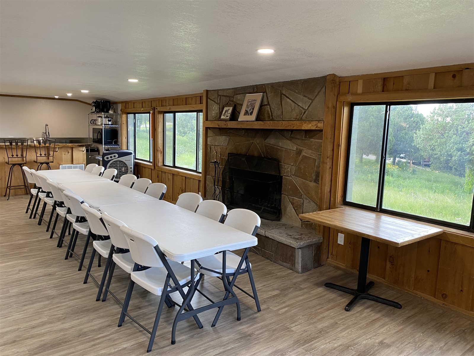 Ruidoso Weddings, Reunions and Large Groups are Easily in