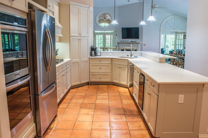 Cloud Nine Gorgeous 4 Bedroom Home With Hot Tub And In Ground