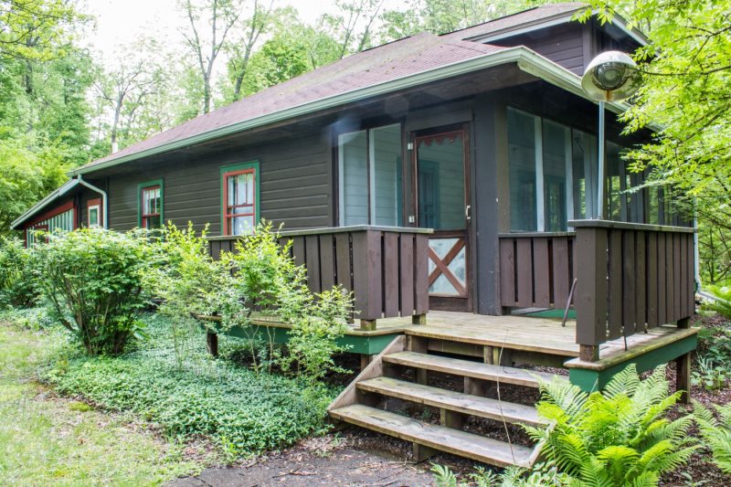Hydrangea Hideaway 2 Bedroom Cottage 2 Blocks From Lake Michigan