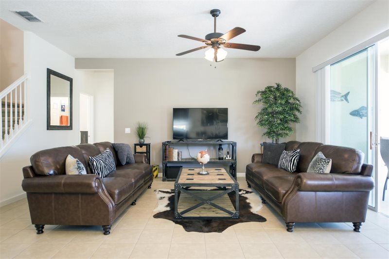 Beautiful Lakeside Villa The Perfect Retreat With Private
