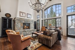 Slopeside 46-Perfectly Located Luxury Ski-in Ski-out Townhouse at Slopeside on Big Mountain! Private Hot Tub and Sleeps 12!