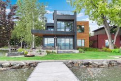 Swan Lake House ~ Stunning Lake house less than a mile from Downtown Bigfork! 