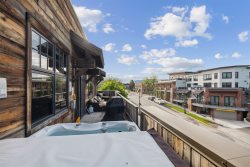 2nd Street Loft 304 - Luxurious Penthouse Suite in Downtown Whitefish! Private Hot Tub, Garage Spot and Sleeps 8! 