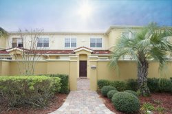 This gorgeous 3 bedroom, 2 bath villa is located in a prime location for all attractions, golfing, shopping and restaurants! 