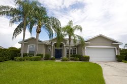 Beautiful holiday home with oversized pool!  A perfect place for your family in the Orlando area!