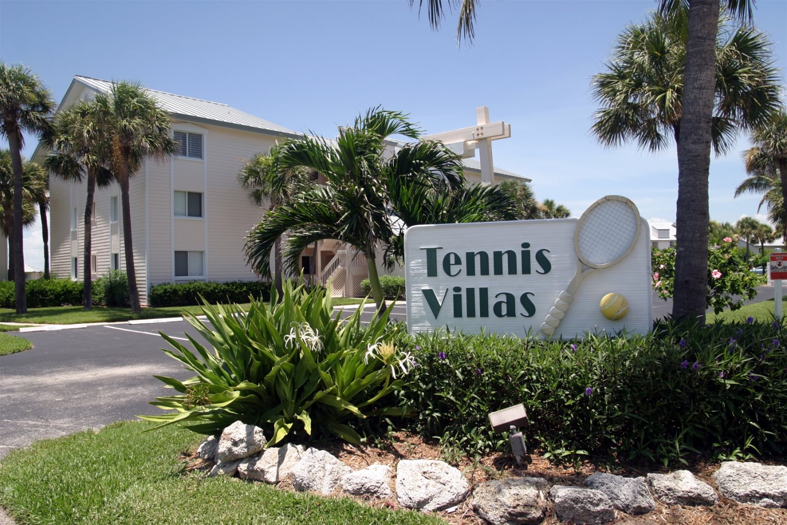 Vacation Hutchinson Island Rent this Tennis Villa 4605 Vacation Condo