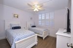 Guest Bedroom with Twin Beds