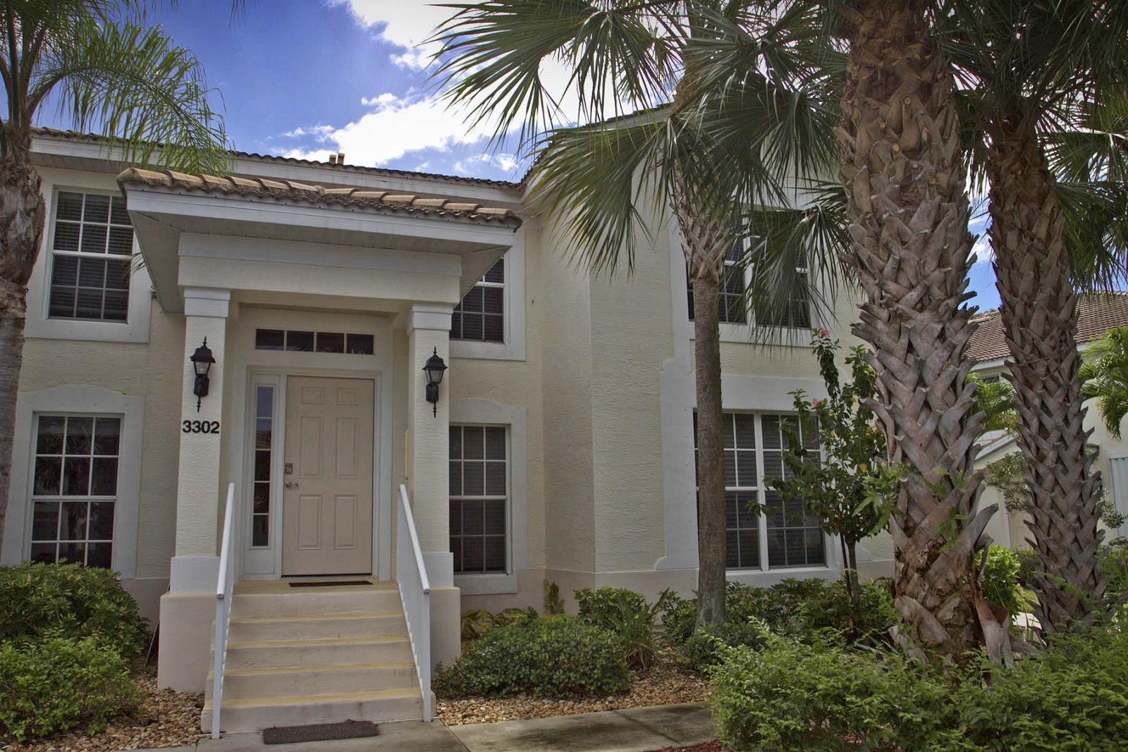 Country Club Rentals Condo 3302 9653 Hemingway Lane