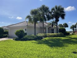 10083 Oakhurst Way - Pool Home and Golf Membership. Use of Golf Cart