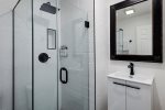 Duel-Entry Ensuite Guest Bath