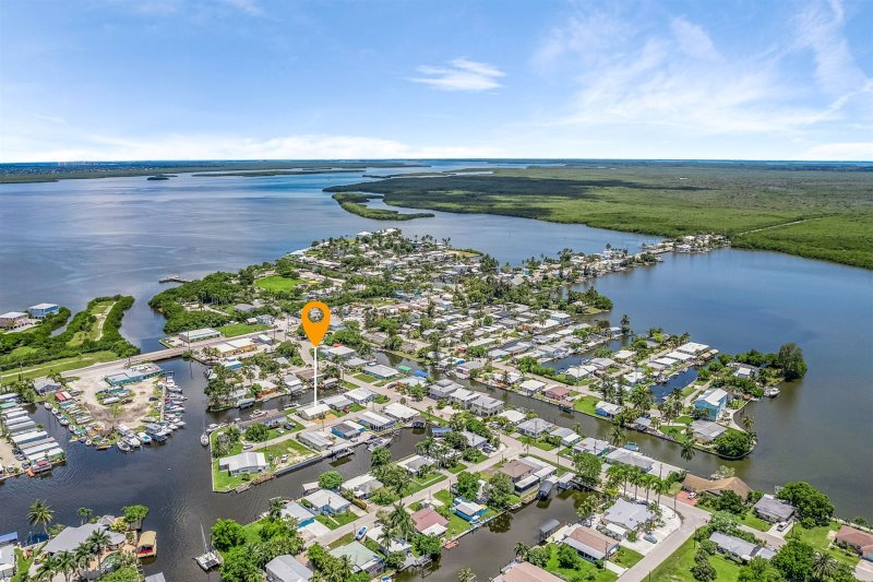 Matlacha Vacation Rental Pine Island Realty Waterfront