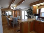 Kitchen / Dining area