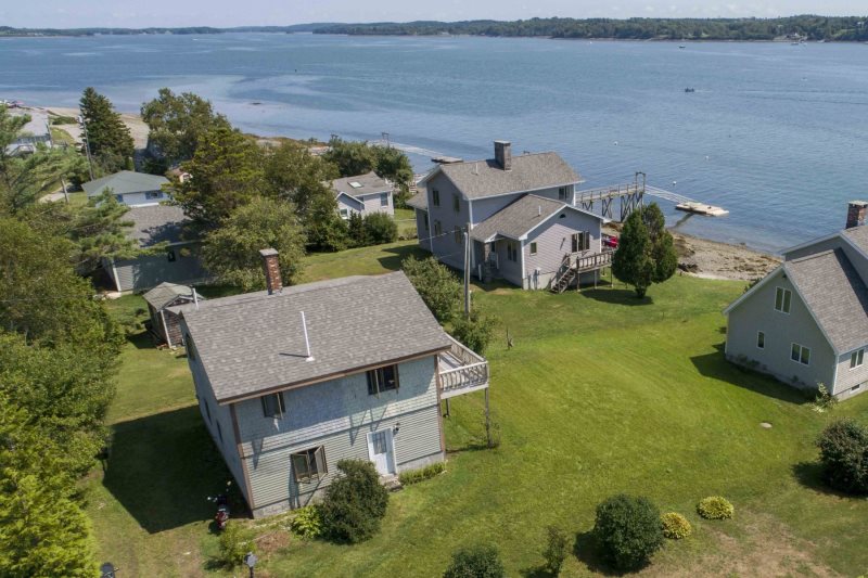 Oceanside Maine Cottage With Views To Cribstone Bridge