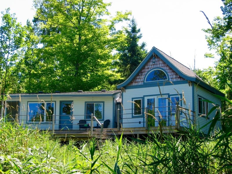 Madeline Island Vacation Rentals Waterfront Home With Lake Views