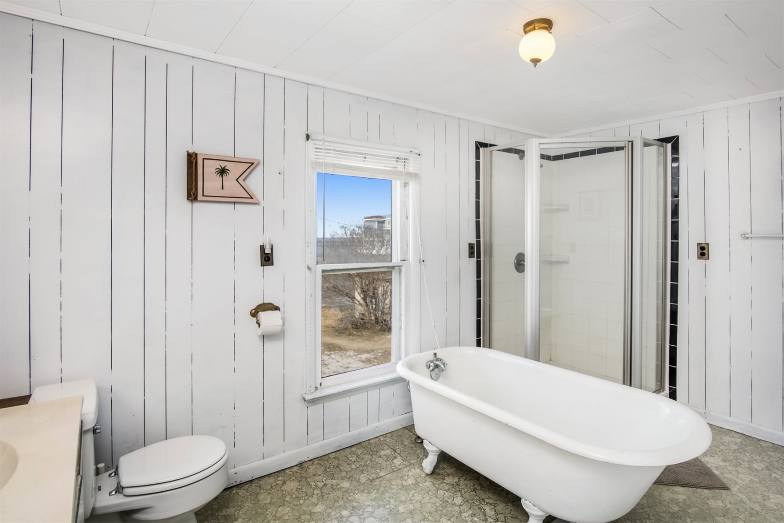 Great White PetFriendly Vacation Rental on Chincoteague Island