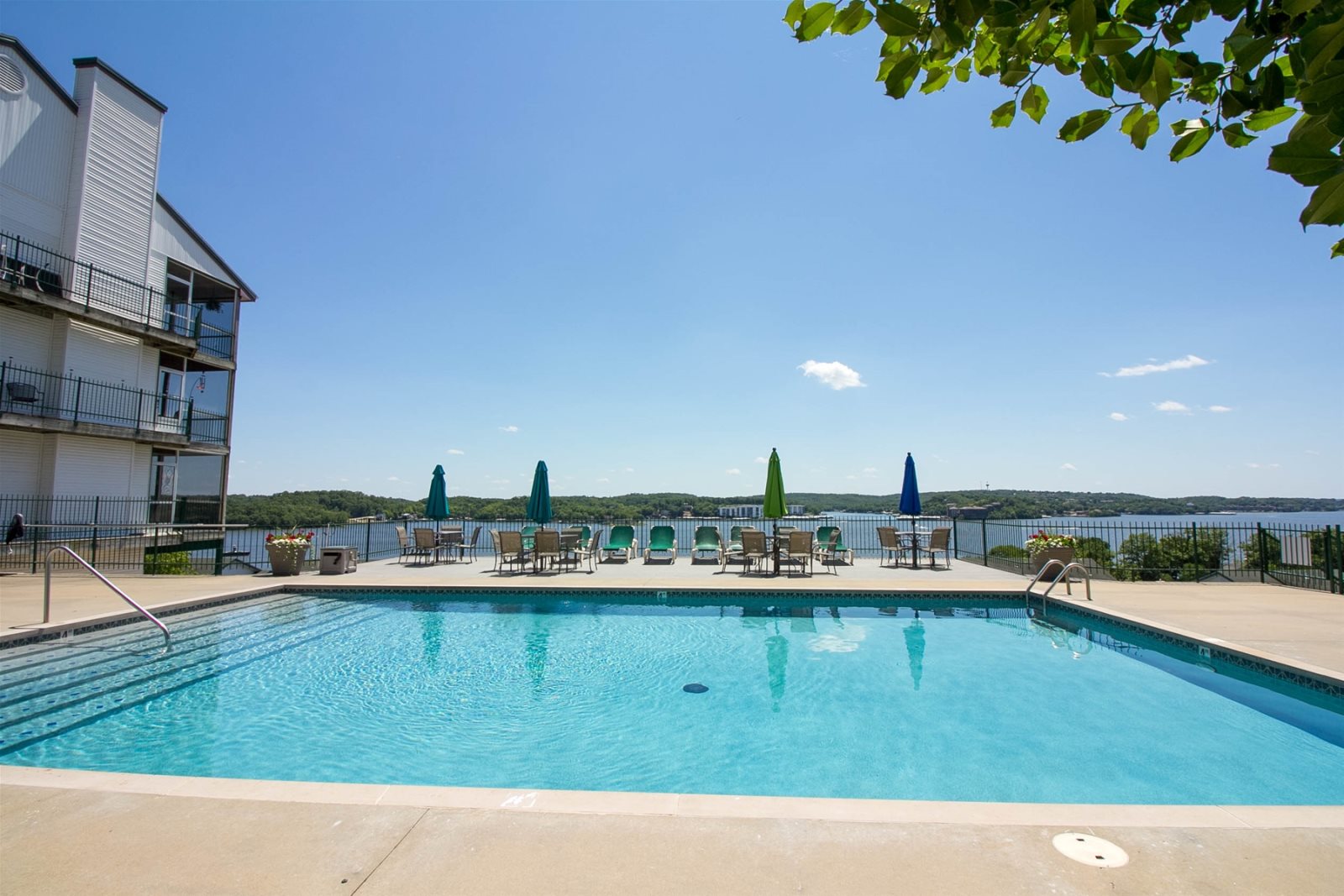 Condo vacation rental harbour Towne