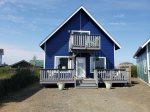 A Little Blue Beach House - Ocean & Bay views 