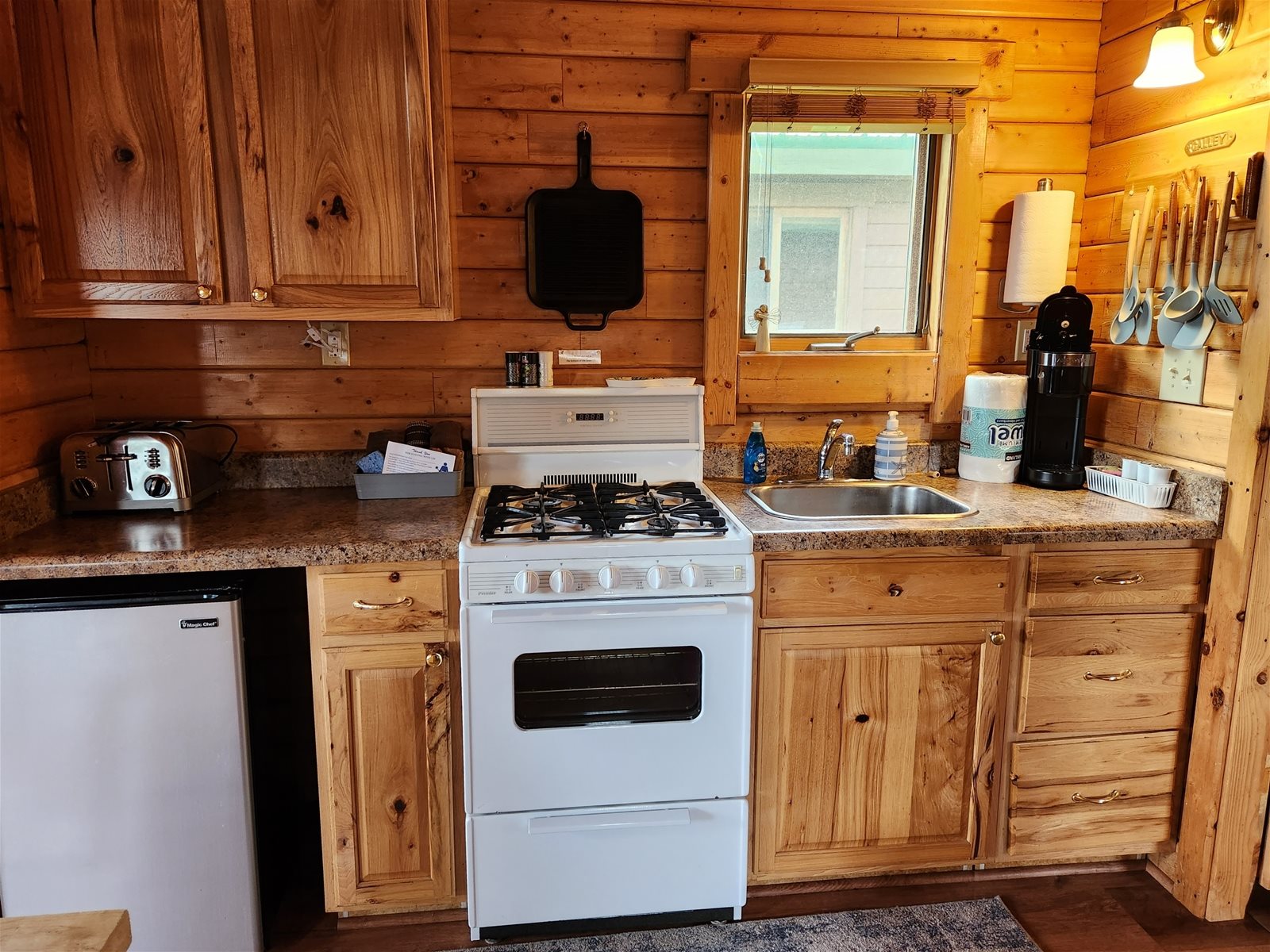 New shared hot tub, located between 3 & 4