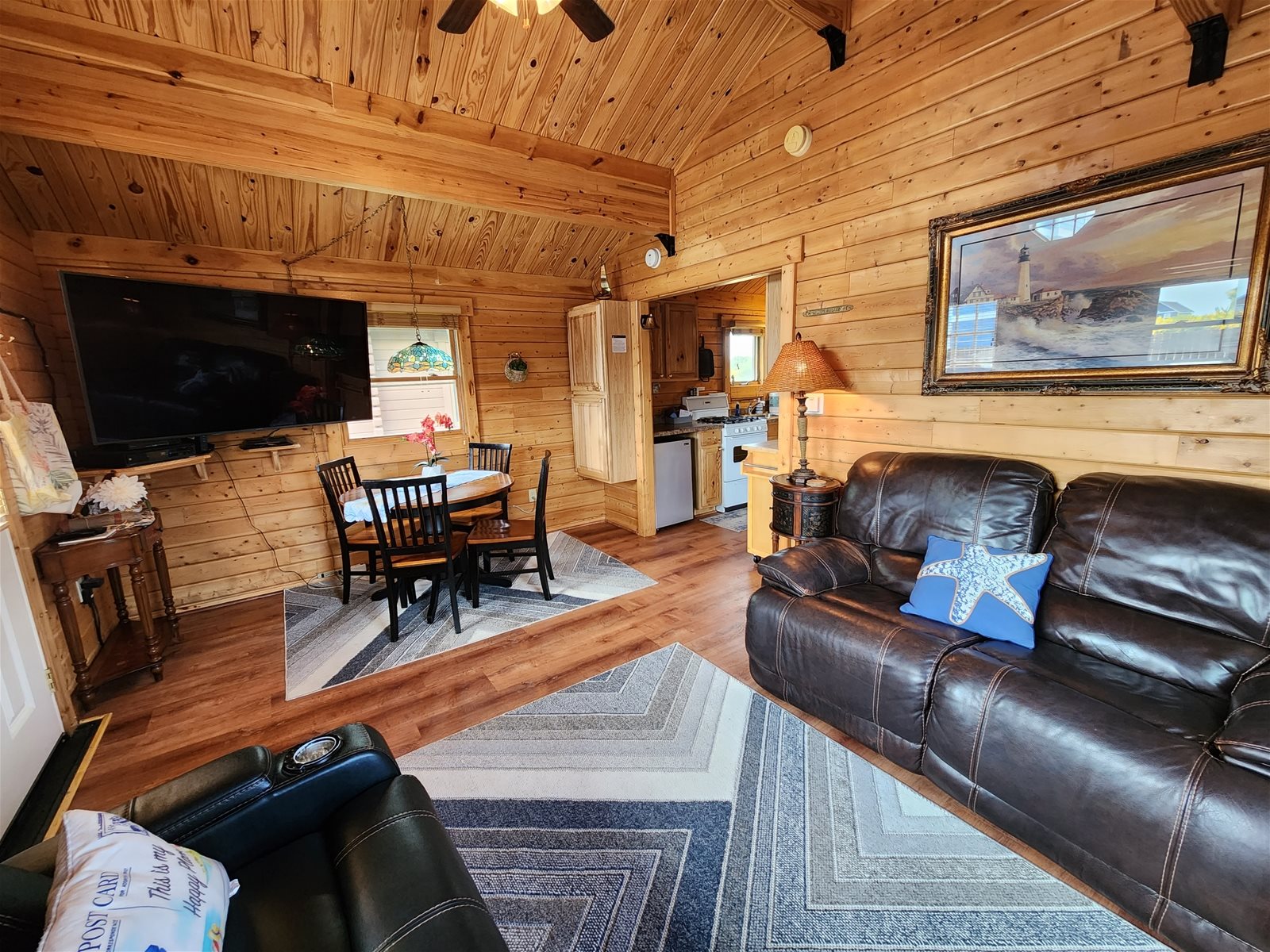 New shared hot tub, located between 3 & 4