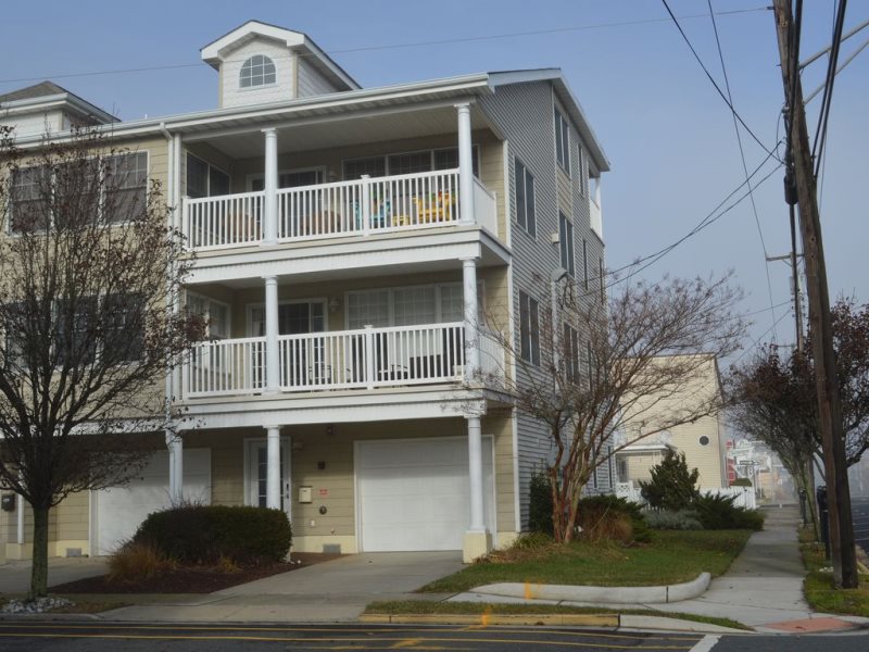 Rental Property 111 110th Street Stone Harbor