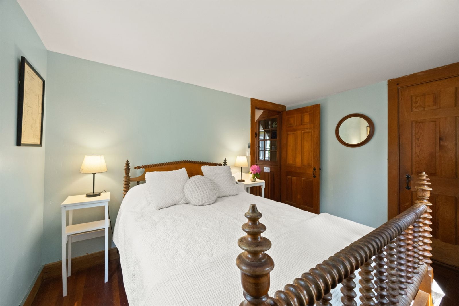 Wellfleet summer rental, beachfront rental, walk to beach, Wellfleet