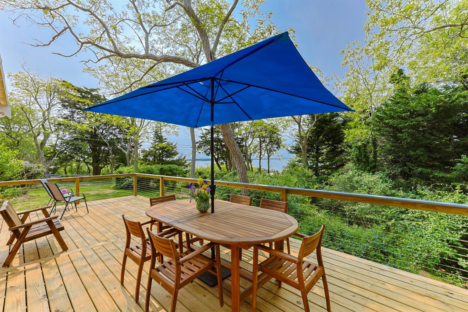 Wellfleet summer rental, beachfront rental, walk to beach, Wellfleet