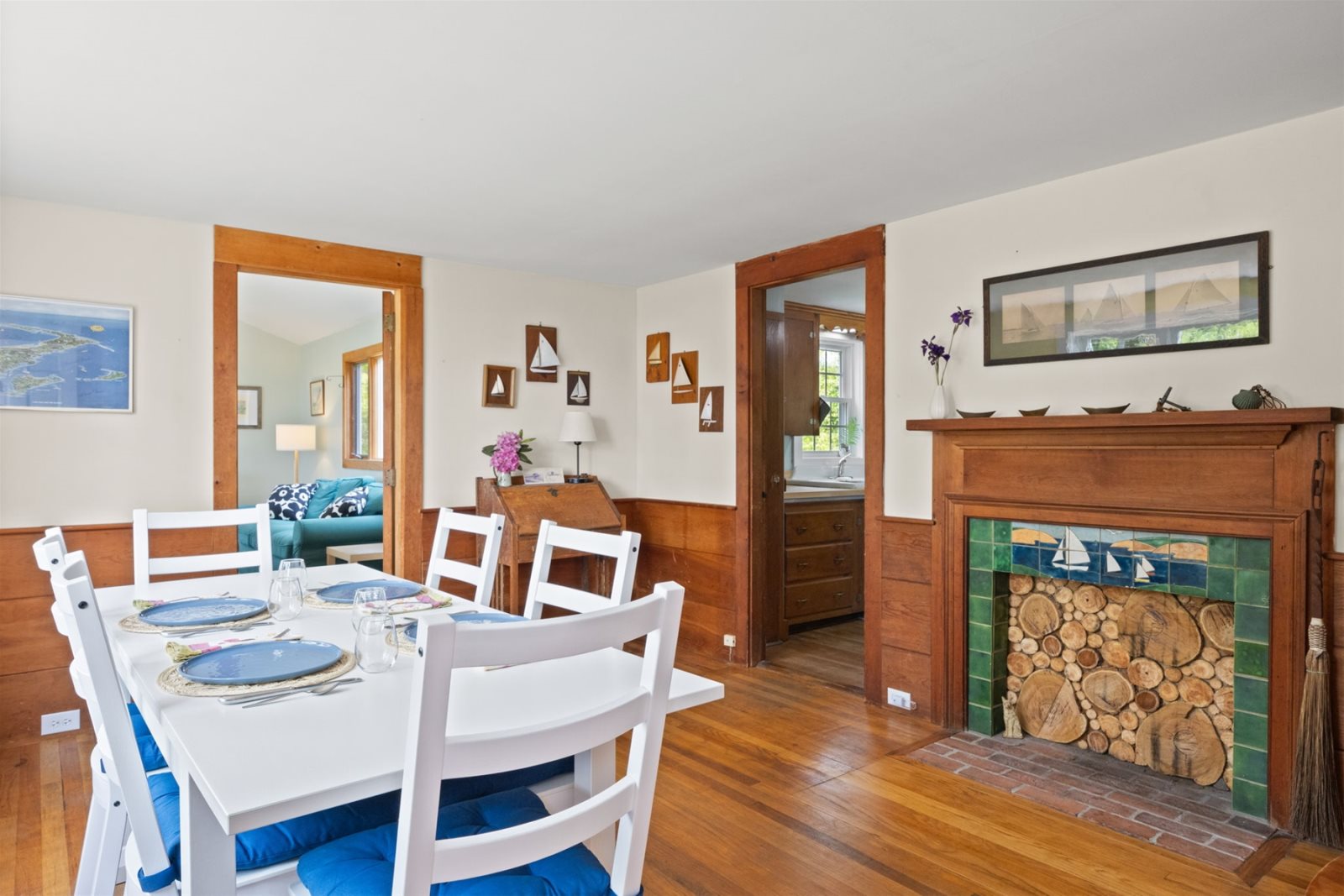 Wellfleet summer rental, beachfront rental, walk to beach, Wellfleet