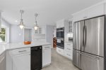 Enjoy brand new stainless steel appliances