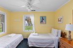 Second bedroom with two twin beds