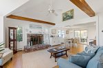 Welcome to Eastham Getaway, a classic Eastham Cape Cod vacation rental