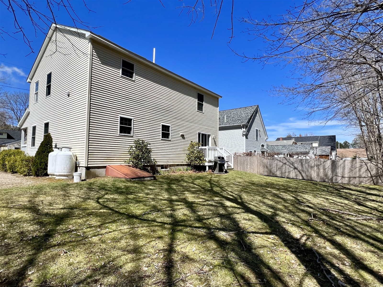 Jean Knapp Rentals 59 Cottage Street