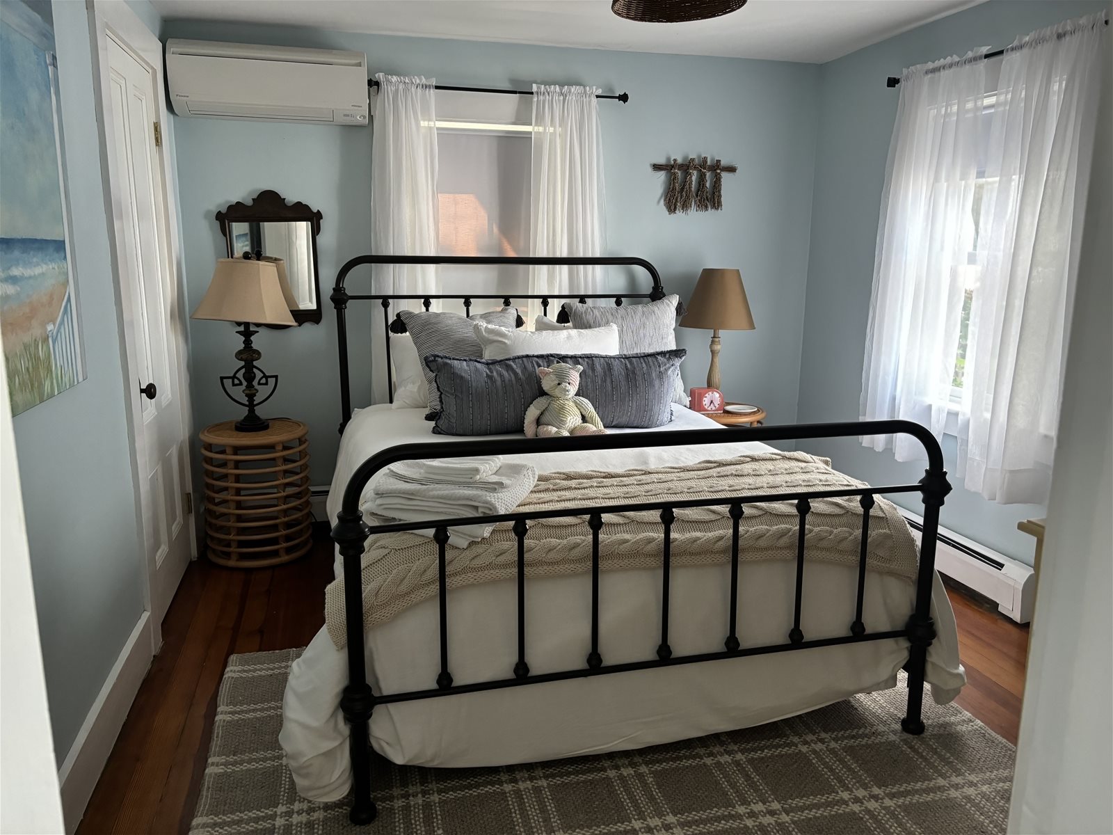 5 Bedroom /Jean Knapp Rentals/ Ogunquit vacation Rentals/ Seasonal