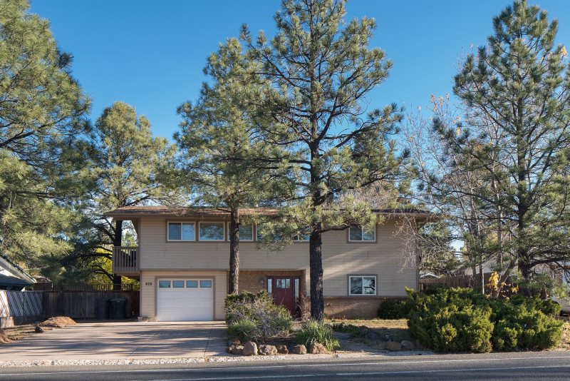 Artsy Downtown Tree House Perfect Flagstaff Location 4br