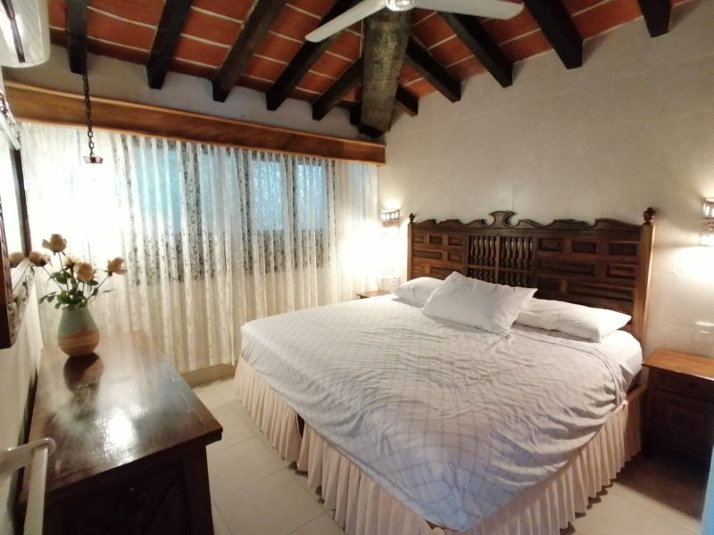 CoronadelMar1 Vistalegre Rentals