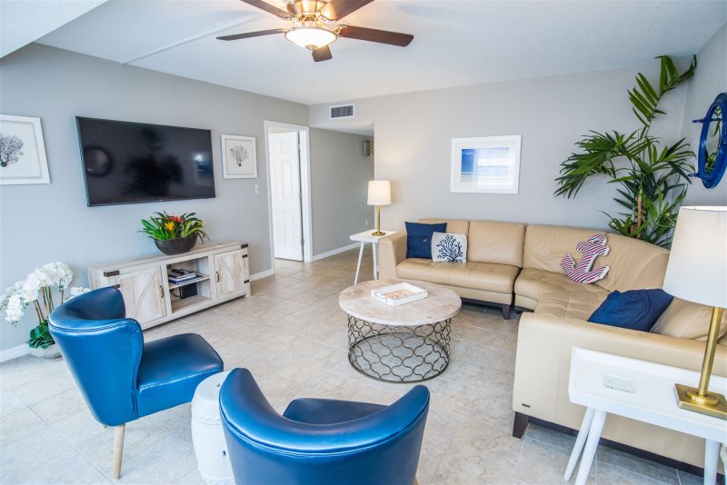 Rezrentals Sea Shell 102 Rezrentals Siesta Key Rental Rezrentals Siesta Key Vacation Rental Siesta Key Rental Siesta Key Beach Rental Siesta Key Renovated Condo Sarasota Rental Sea Shell
