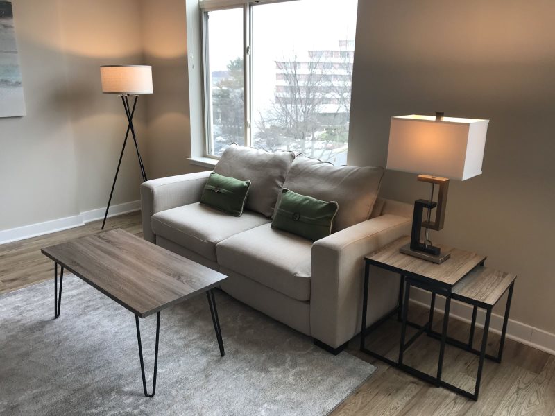 Junior 1 Bedroom Walk To The Metro